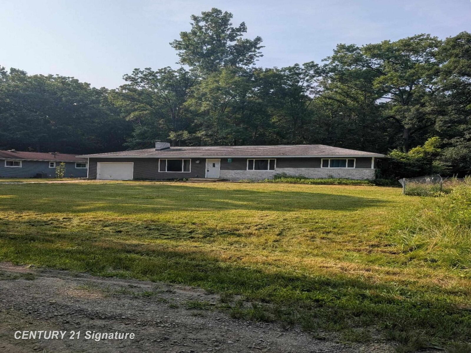 Property Photo: 1921 Ann Street MI 48417