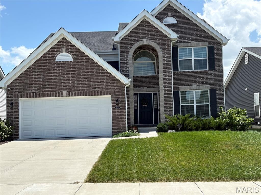 Property Photo: 902 Palisades Circle MO 63301