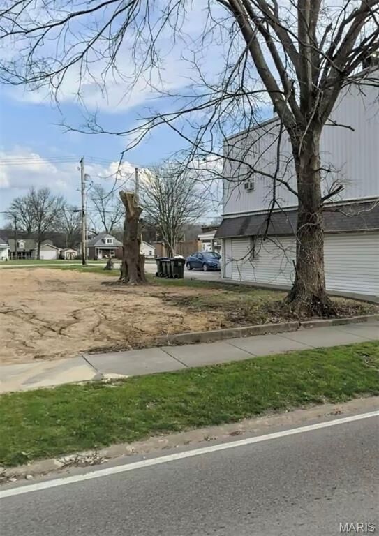 Property Photo:  218 North Main Street  IL 62239 