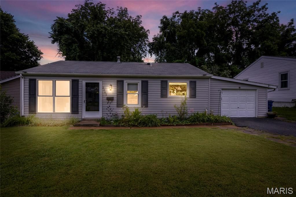 Property Photo:  2662 Bonniebrook Drive  MO 63043 