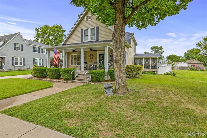 Property Photo:  315 Mississippi Avenue  MO 63019 