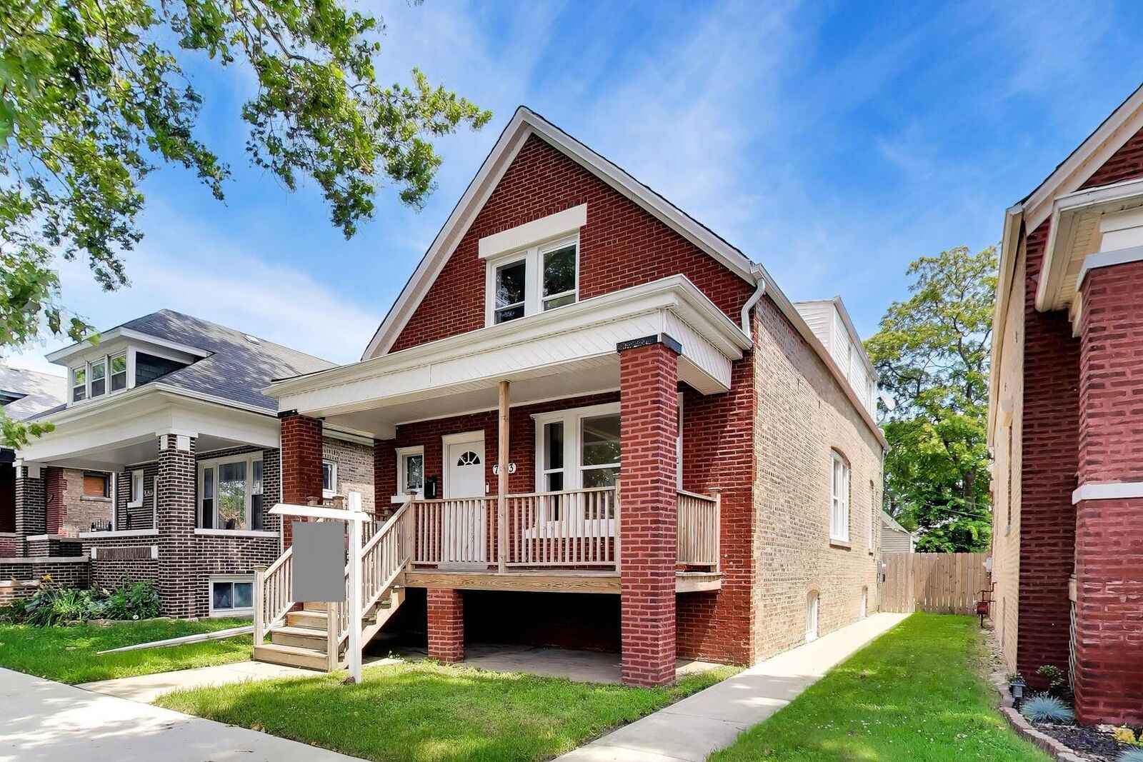 Property Photo:  7643 S Eberhart Avenue  IL 60619 