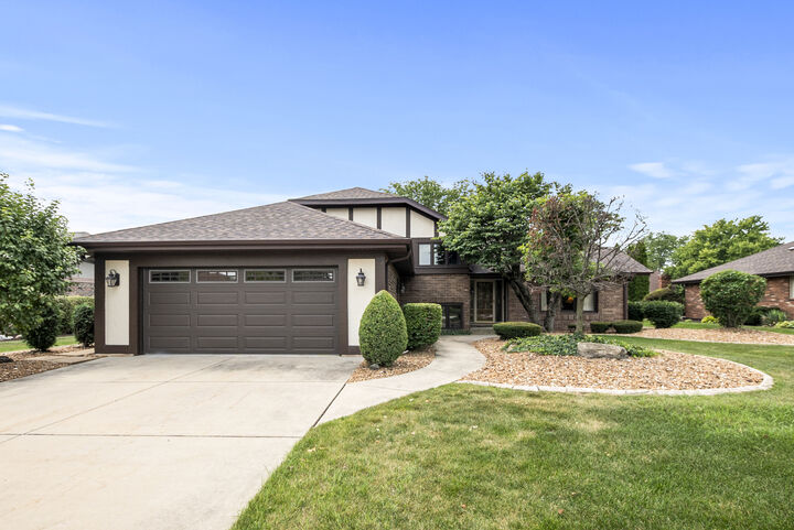 Property Photo:  8247 Shipston Street  IL 60462 