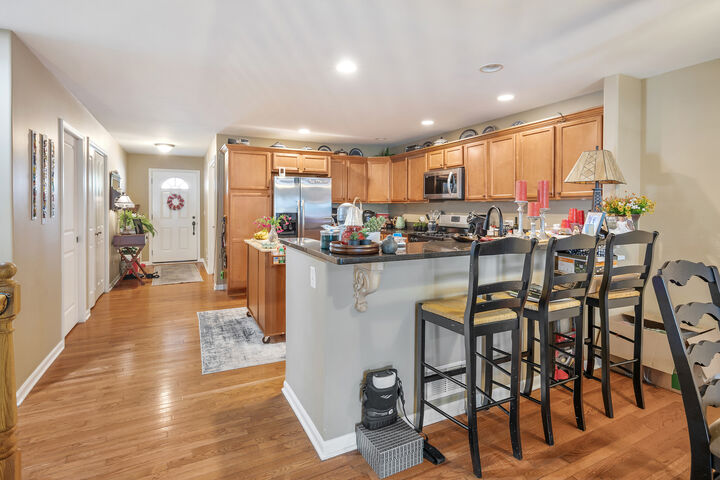 Property Photo: 823 Karen Drive 823 IL 60140