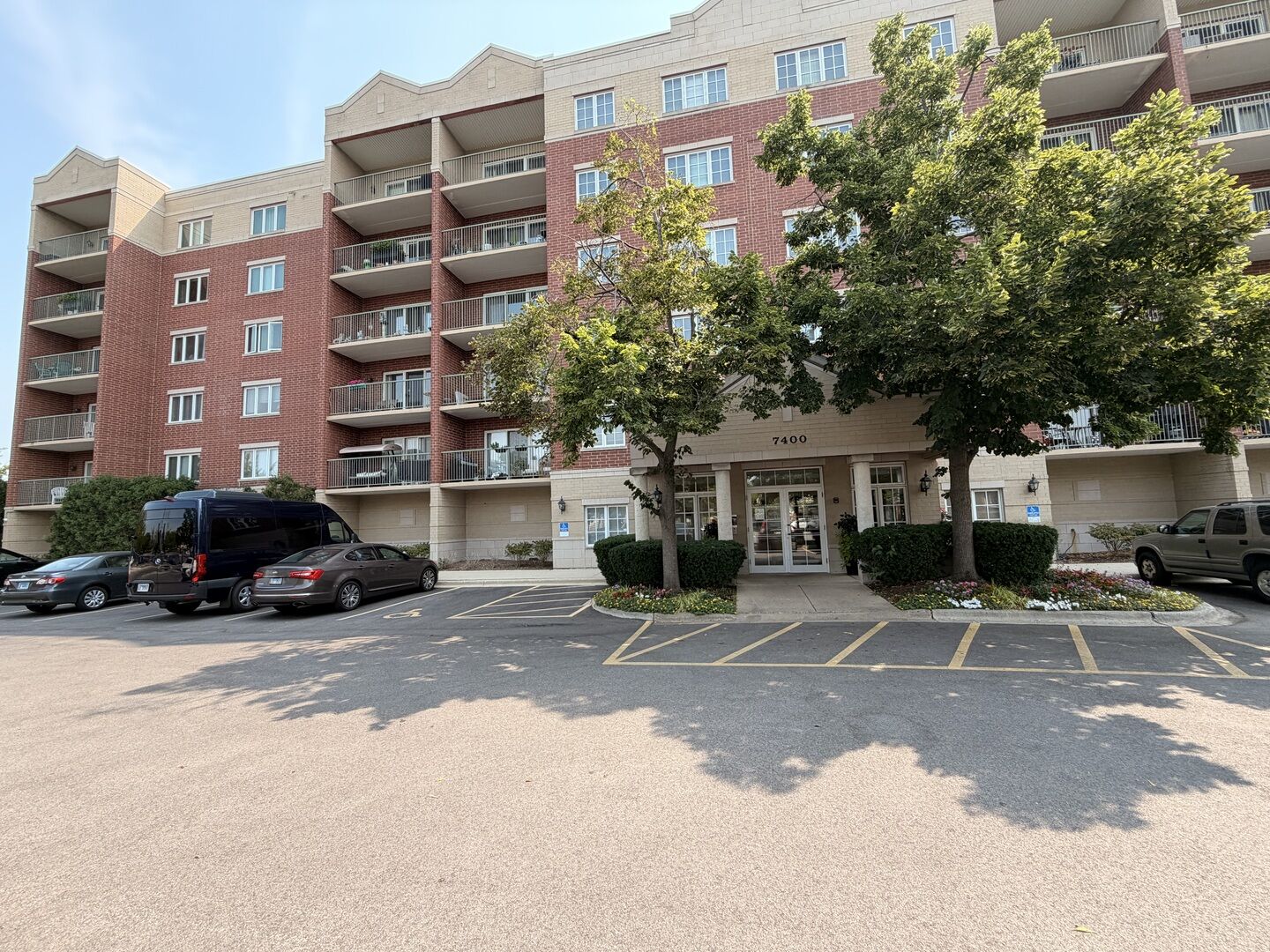 Property Photo:  7400 Lincoln Avenue 603  IL 60076 