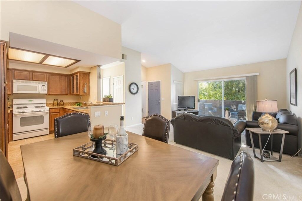 Property Photo:  200 E Alessandro 47  CA 92508 