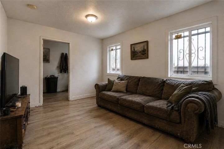 Property Photo:  909 W 132nd Street  CA 90222 