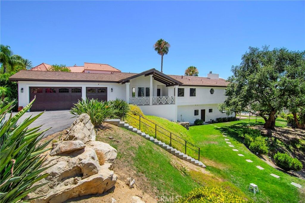 Property Photo:  130 Dapplegray Road  CA 91307 