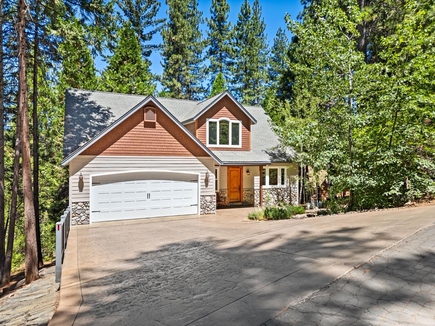 Property Photo:  2838 Pine Knoll Drive  CA 95223 