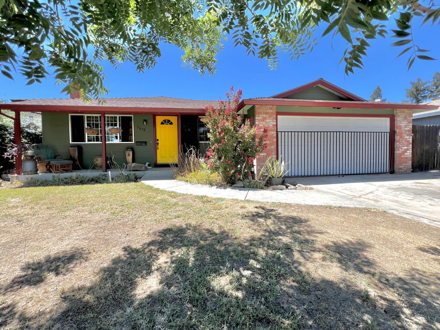 Property Photo:  1612 6th  CA 95695 