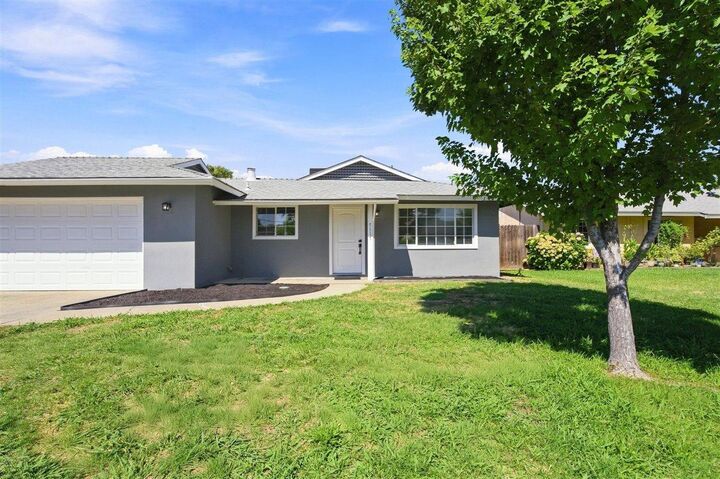 Property Photo:  7117 Delhaven Way  CA 95660 