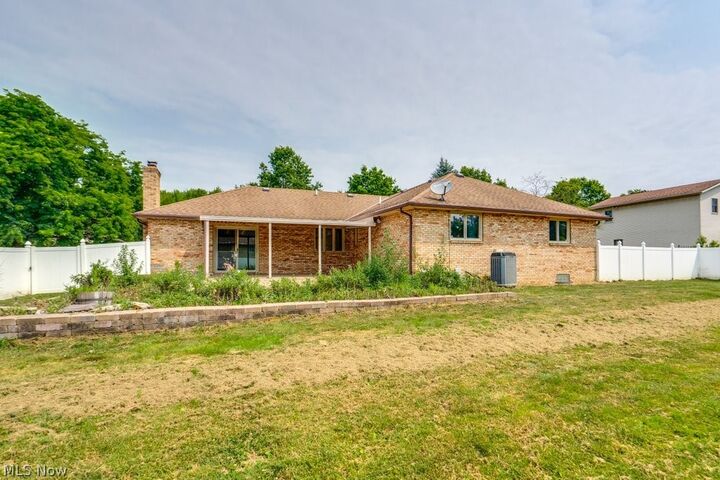 Property Photo: 9761 Applewood Drive OH 44133