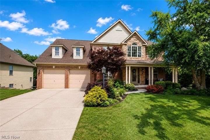 Property Photo:  506 Brentwood Boulevard  OH 44321 