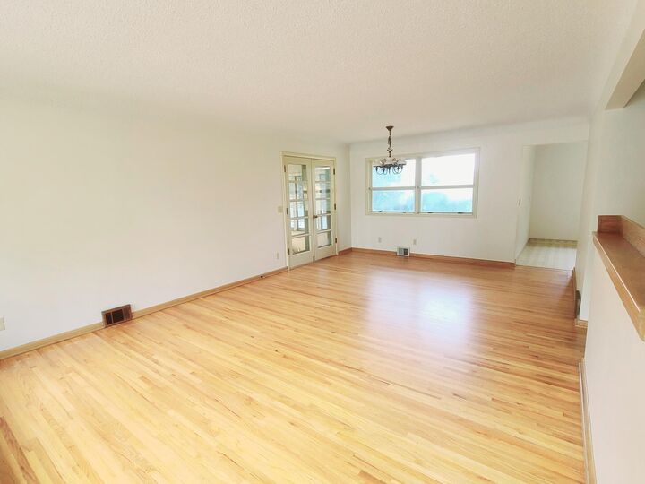 Property Photo:  7613 53rd Avenue N  MN 55428 