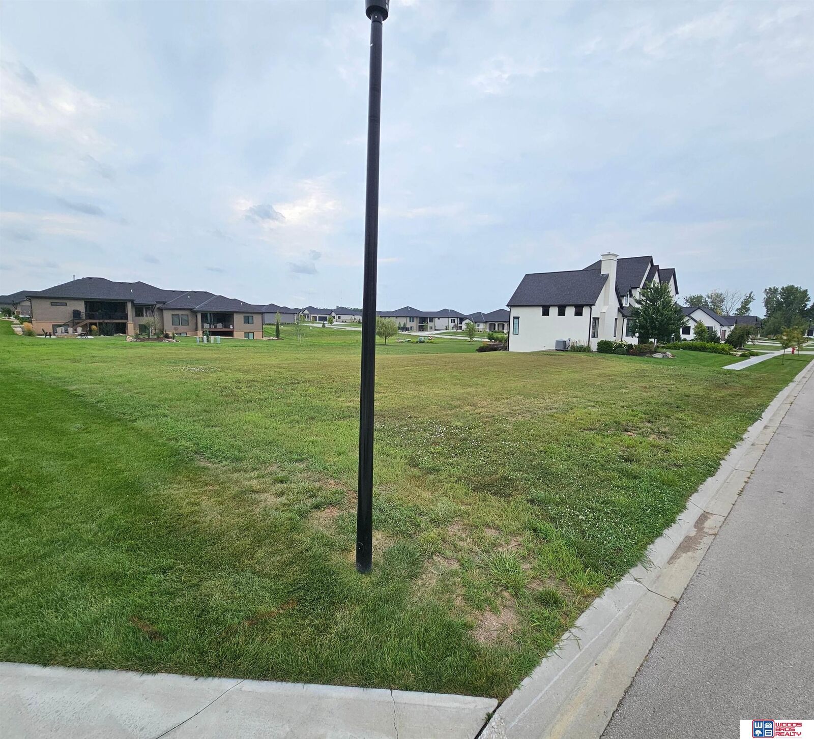 Property Photo: 1222 S 95th Street NE 68520