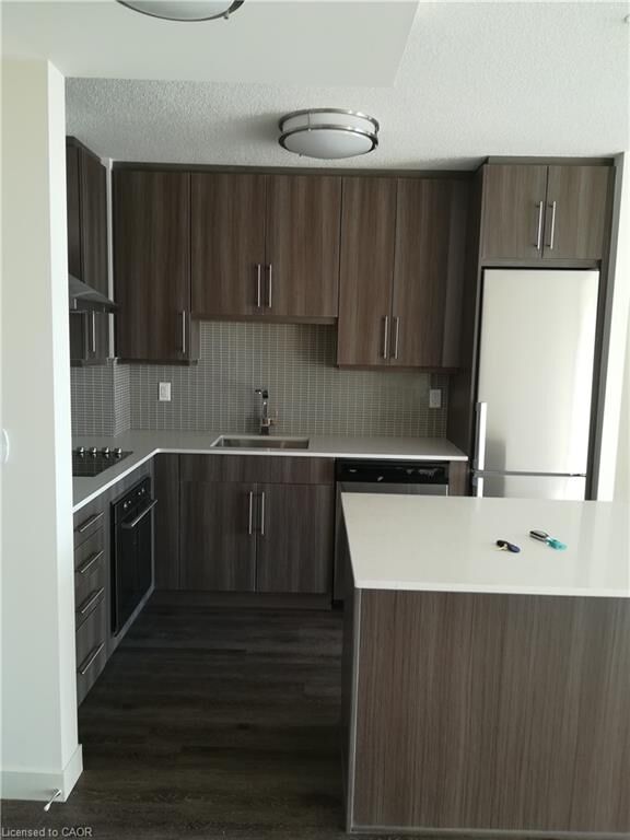 Property Photo: 2093 Fairview Street 307 ON L7R 0E6