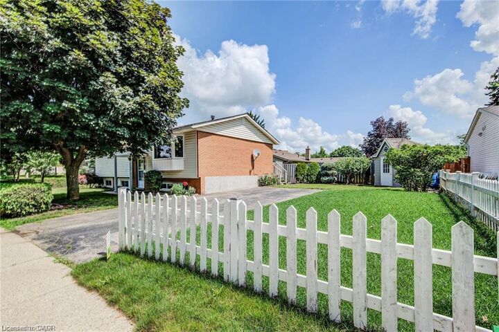Property Photo: 602 Highpoint Avenue ON N2L 4N1