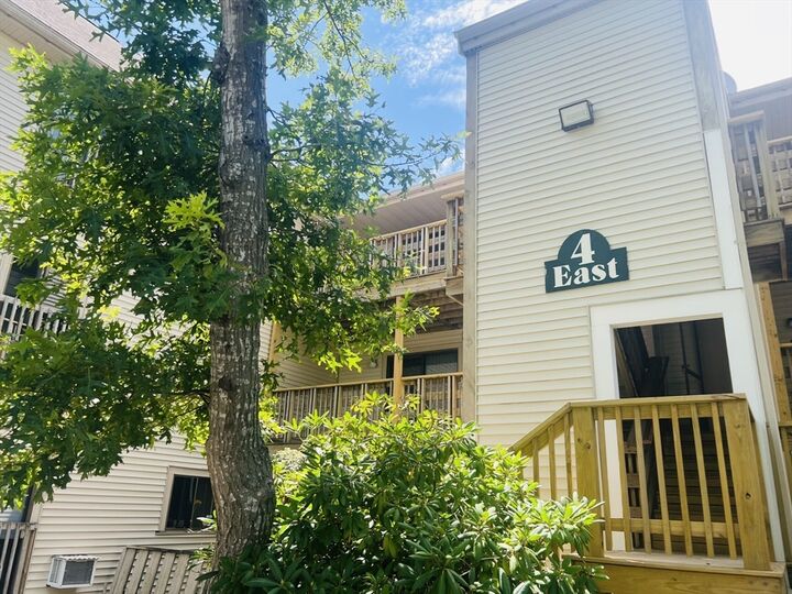 Property Photo:  800 Bearses Way 4ec  MA 02601 