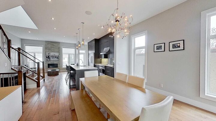 Property Photo:  1820 37 Avenue SW  AB T2T 2H4 