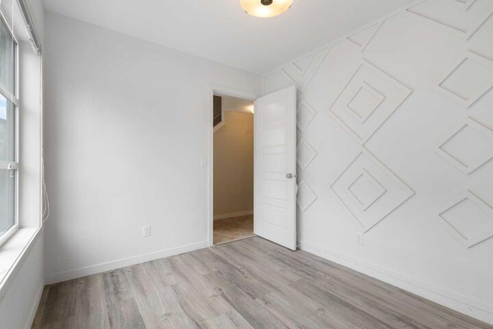 Property Photo:  506 Evansridge Park NW  AB T3P 0N7 