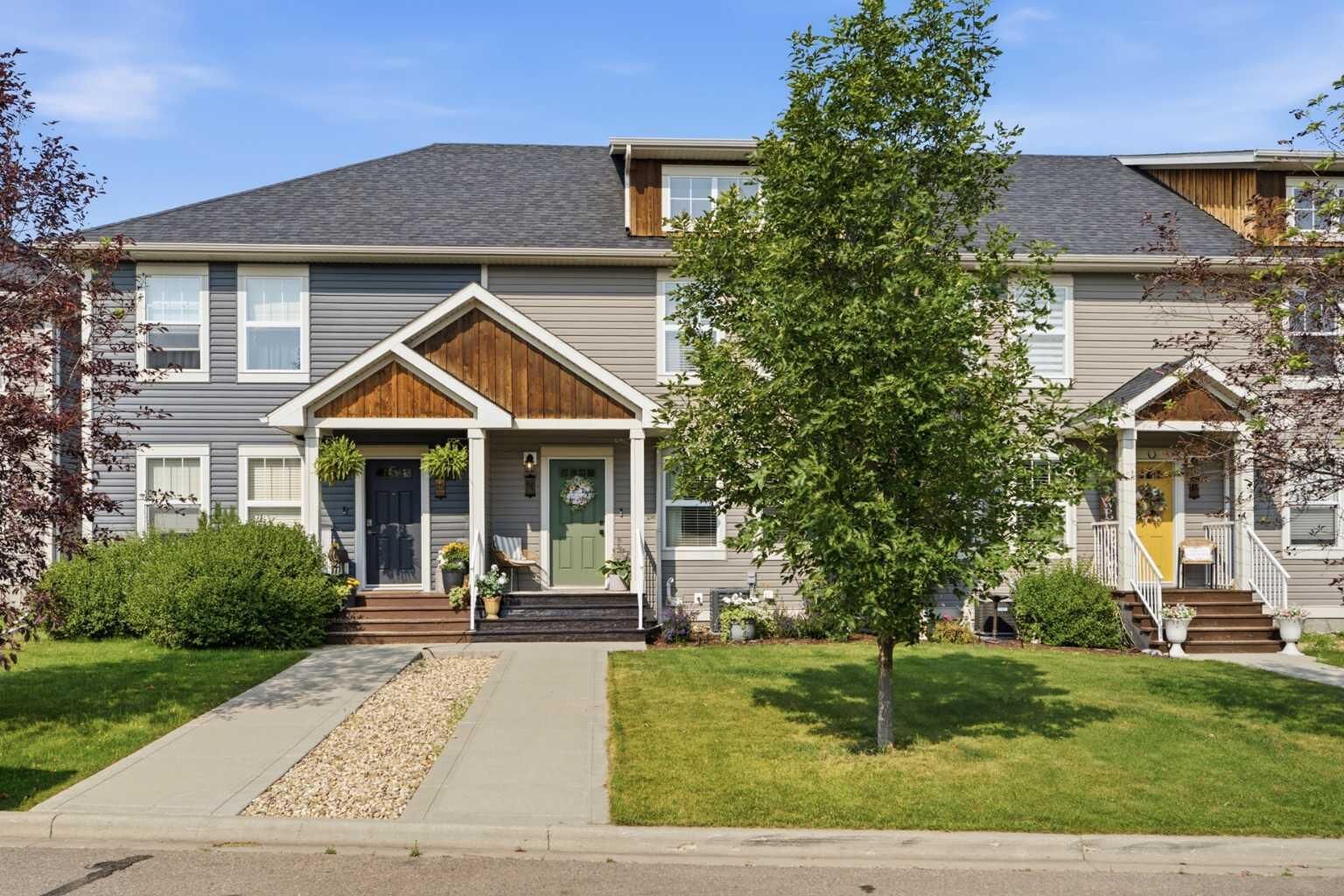 Property Photo:  14 Reid Court  AB T4S 0L9 