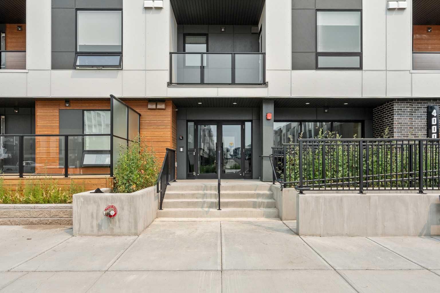 Property Photo: 8500 19 Avenue SE 4205 AB T2A 7V1