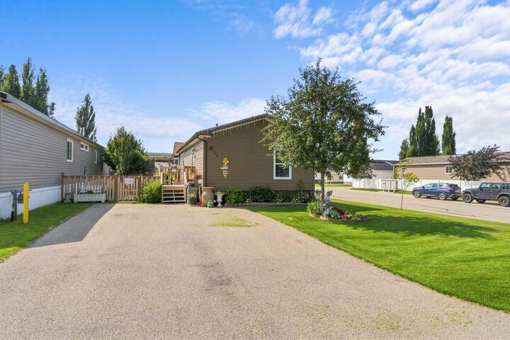 Property Photo: 34 Gunderson Drive AB T7S 0C5