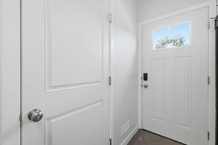 Property Photo:  11 Park Lane  AB T0M 0W0 