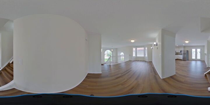 1028 James Crescent NW — photo 1
