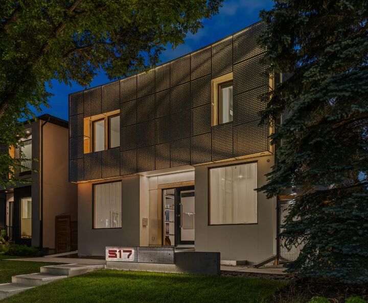 Property Photo: 517 28 Avenue NW AB T2M 2K9