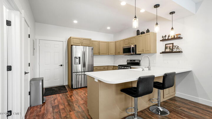 Property Photo: 652 N 776 W UT 84049
