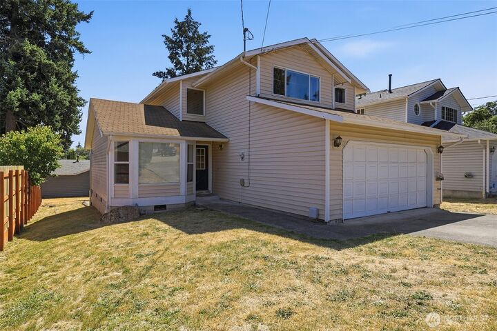 Property Photo:  2513  58th Avenue NE  WA 98422 