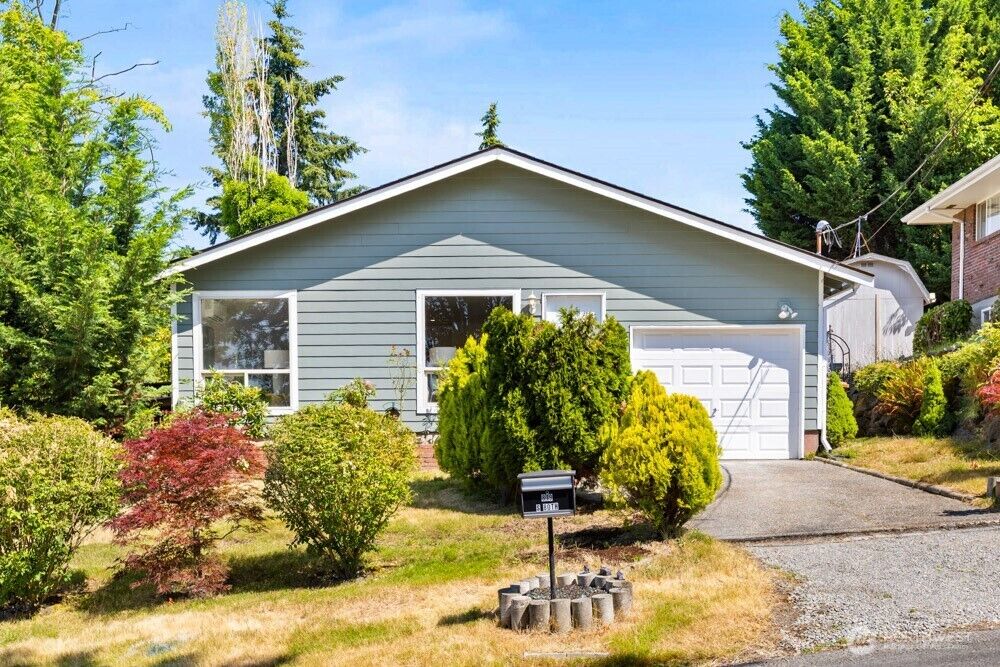 Property Photo:  819 S 80th Street  WA 98408 