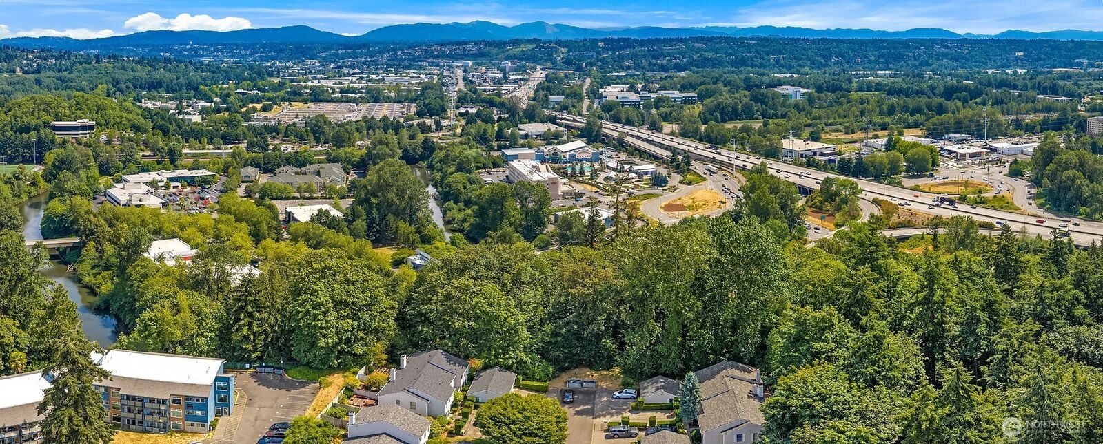 Property Photo:  6600  Southcenter Boulevard  WA 98188 