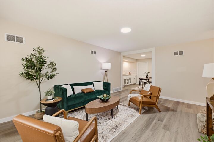 Property Photo: 2308 S Belmont Ave KS 67218