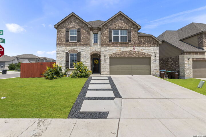 Property Photo: 905 Pasture Rose TX 78130