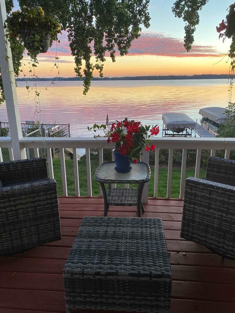 Property Photo:  5306 Card Avenue  WI 53558 