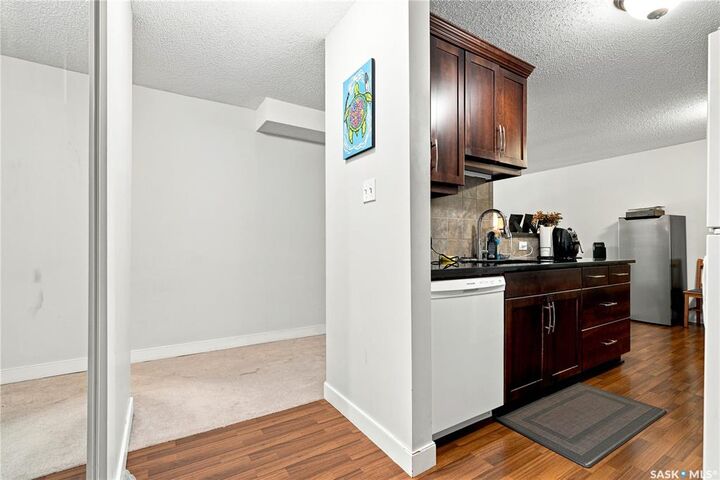 Property Photo:  122 Edinburgh Place 219  SK S7H 5J7 