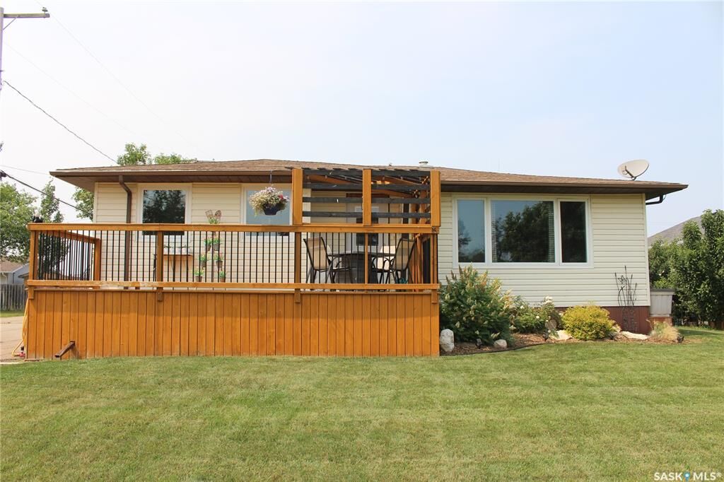 Property Photo:  265 Saskatchewan Street  SK S0H 0T0 