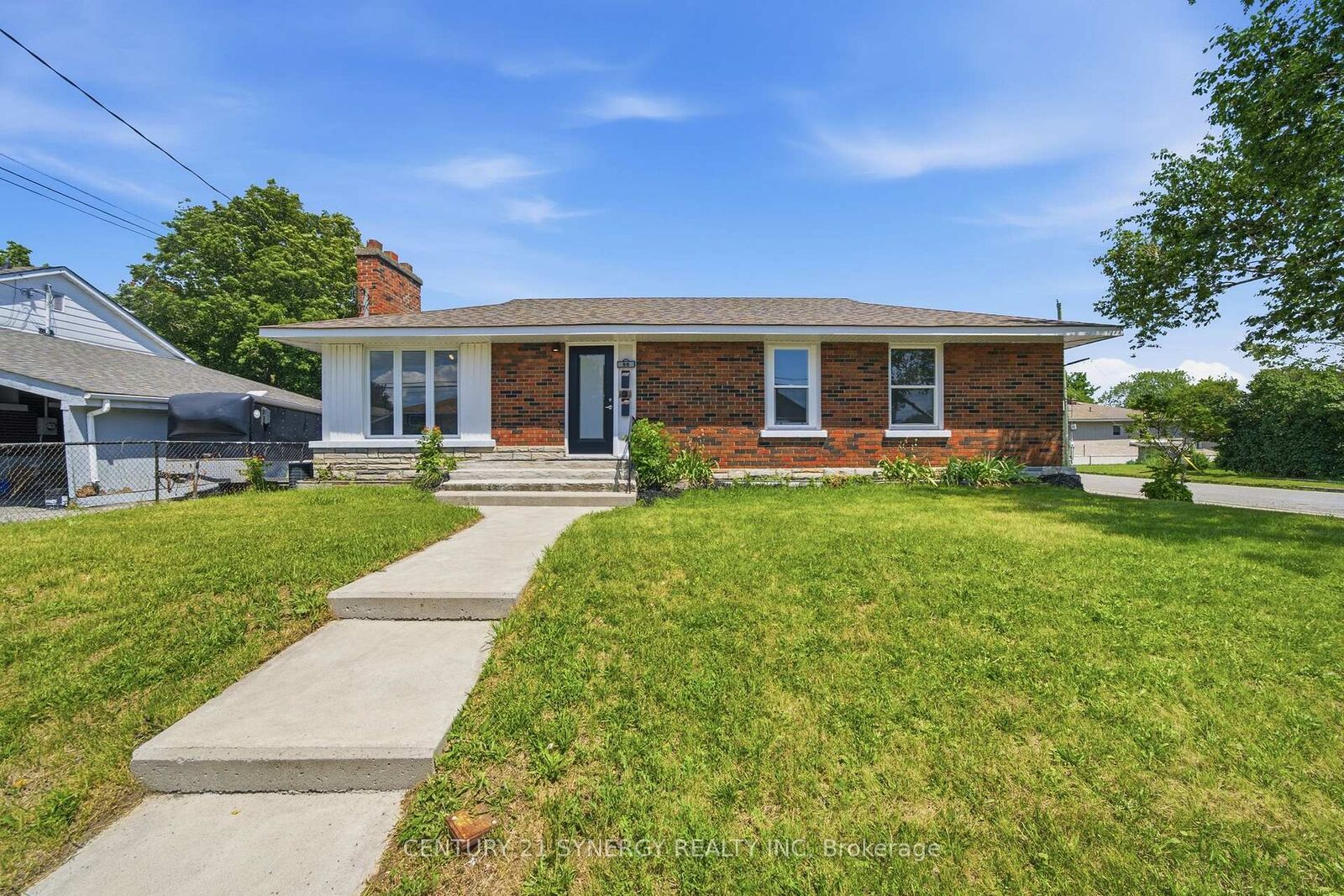 Property Photo: 95 West Street W ON K8V 2M3