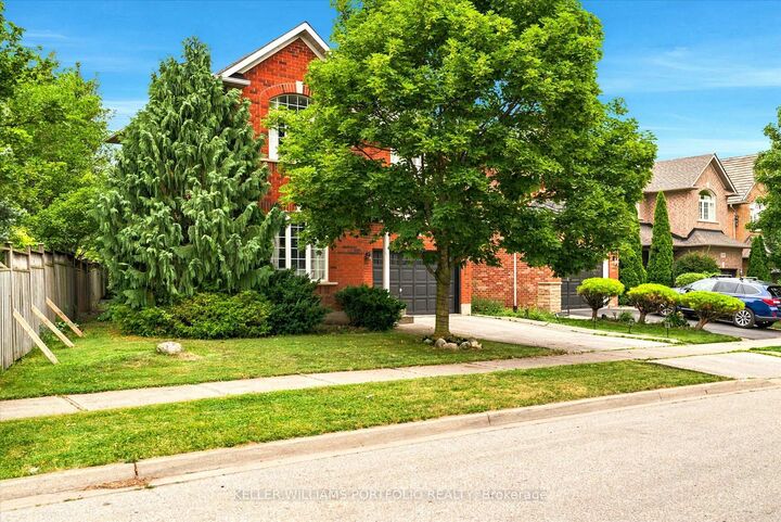 Property Photo:  2153 Meadowglen Drive  ON L6M 4C9 