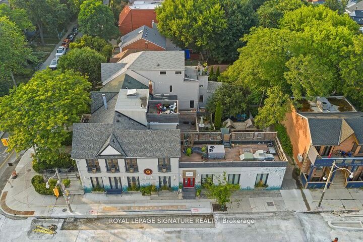 Property Photo: 154 Harbord Street ON M5S 1H2