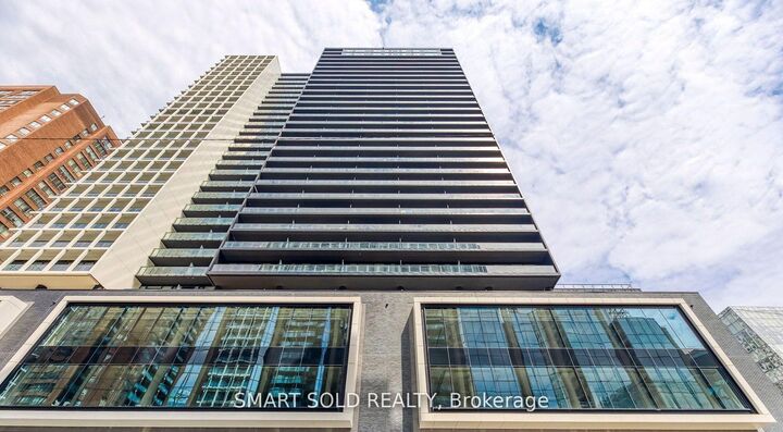 Property Photo:  20 Edward Street 2620  ON M5G 0C5 