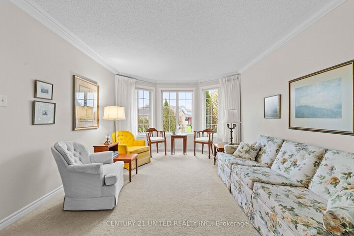 Property Photo:  2903 Jennifer Drive  ON K9L 1Z5 