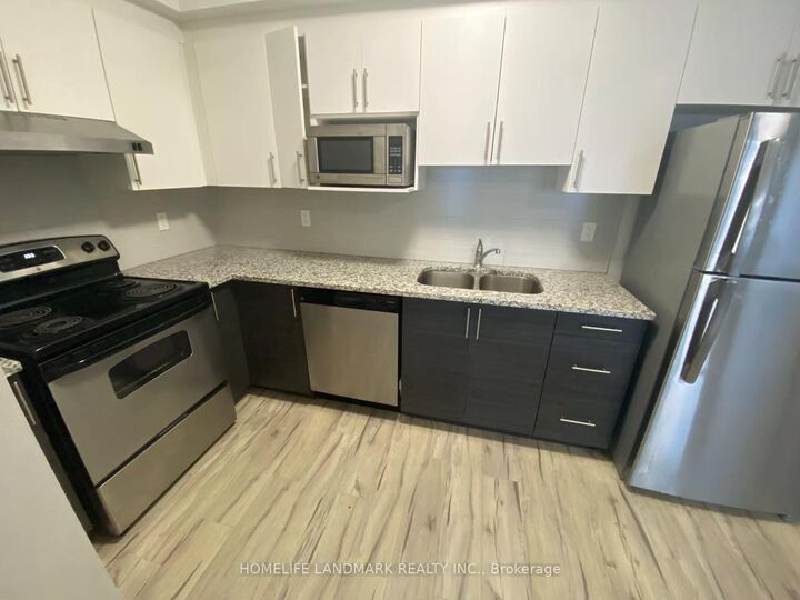 Property Photo:  258B Sunview Street 258  ON N2L 3V9 