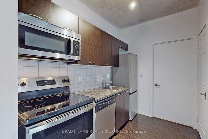 Property Photo:  170 Sudbury Street 803  ON M6J 0A1 