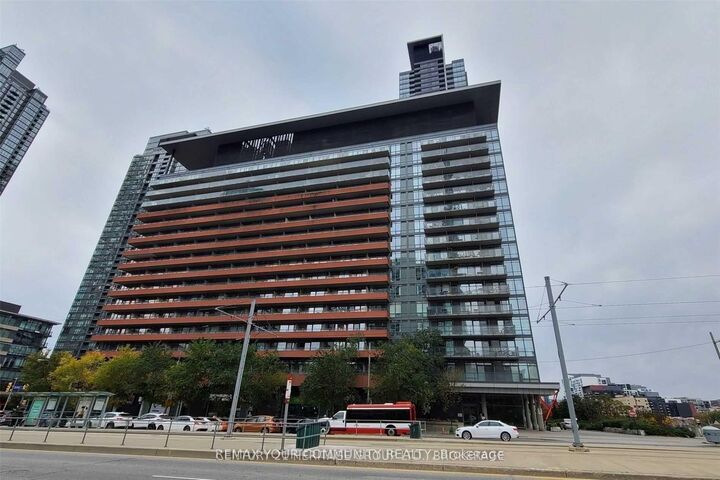 4K Spadina Avenue 919 — photo 1