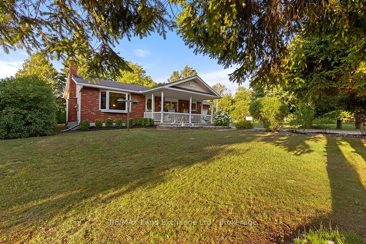 Property Photo: 334 Cole Boulevard ON N0H 2L0