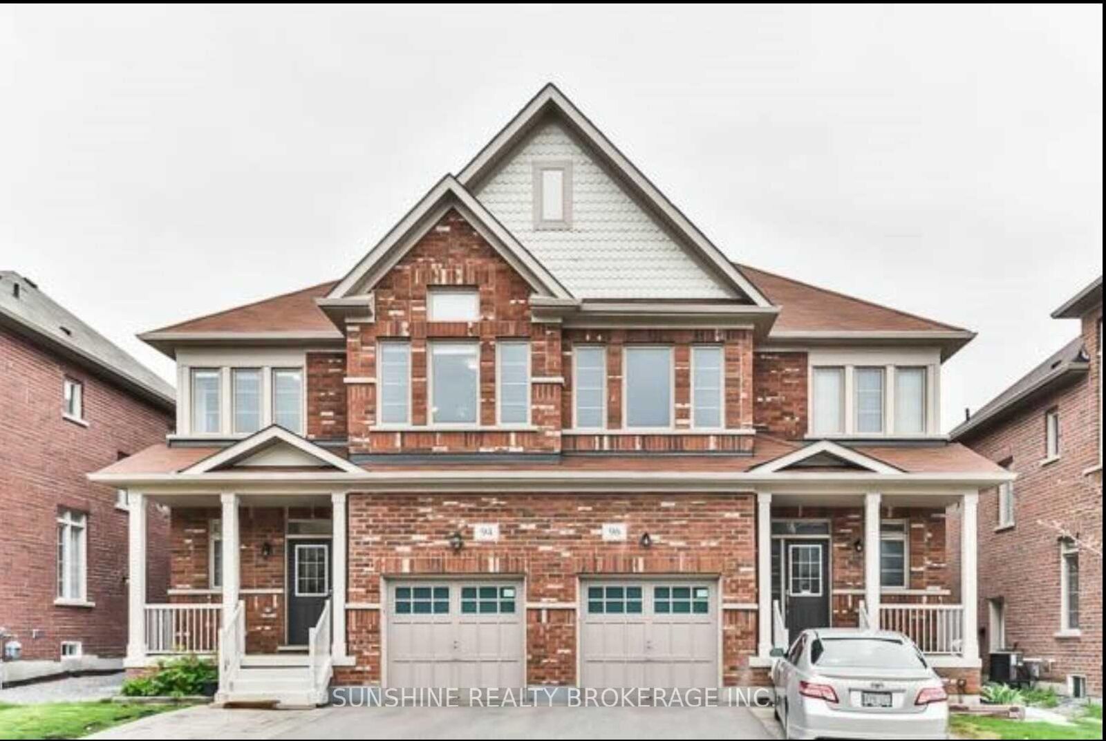Property Photo:  94 Carolina Rose Crescent  ON L6E 0J6 