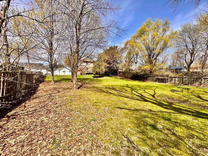 Property Photo:  2386 Sovereign Street  ON L6L 1L8 
